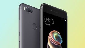 Компания xiaomi выпустит первый смартфон без фирменной оболочки miui